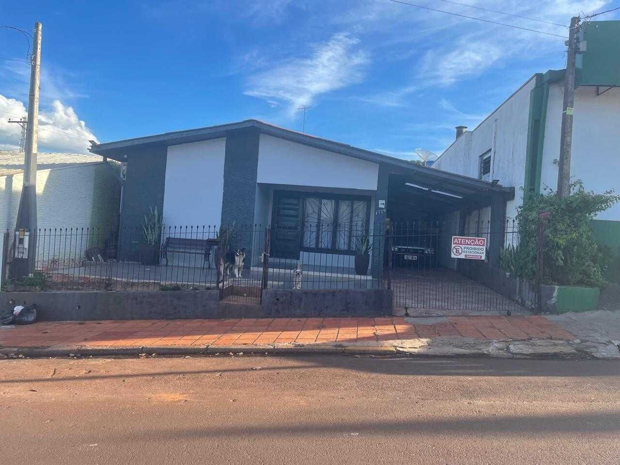 Casa à venda com 3 quartos, 100m² - Foto 1
