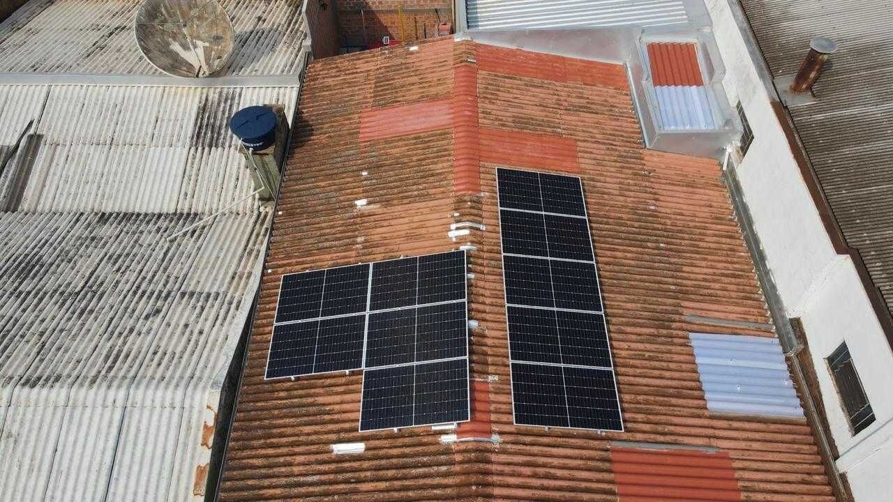 Casa à venda com 3 quartos, 100m² - Foto 5