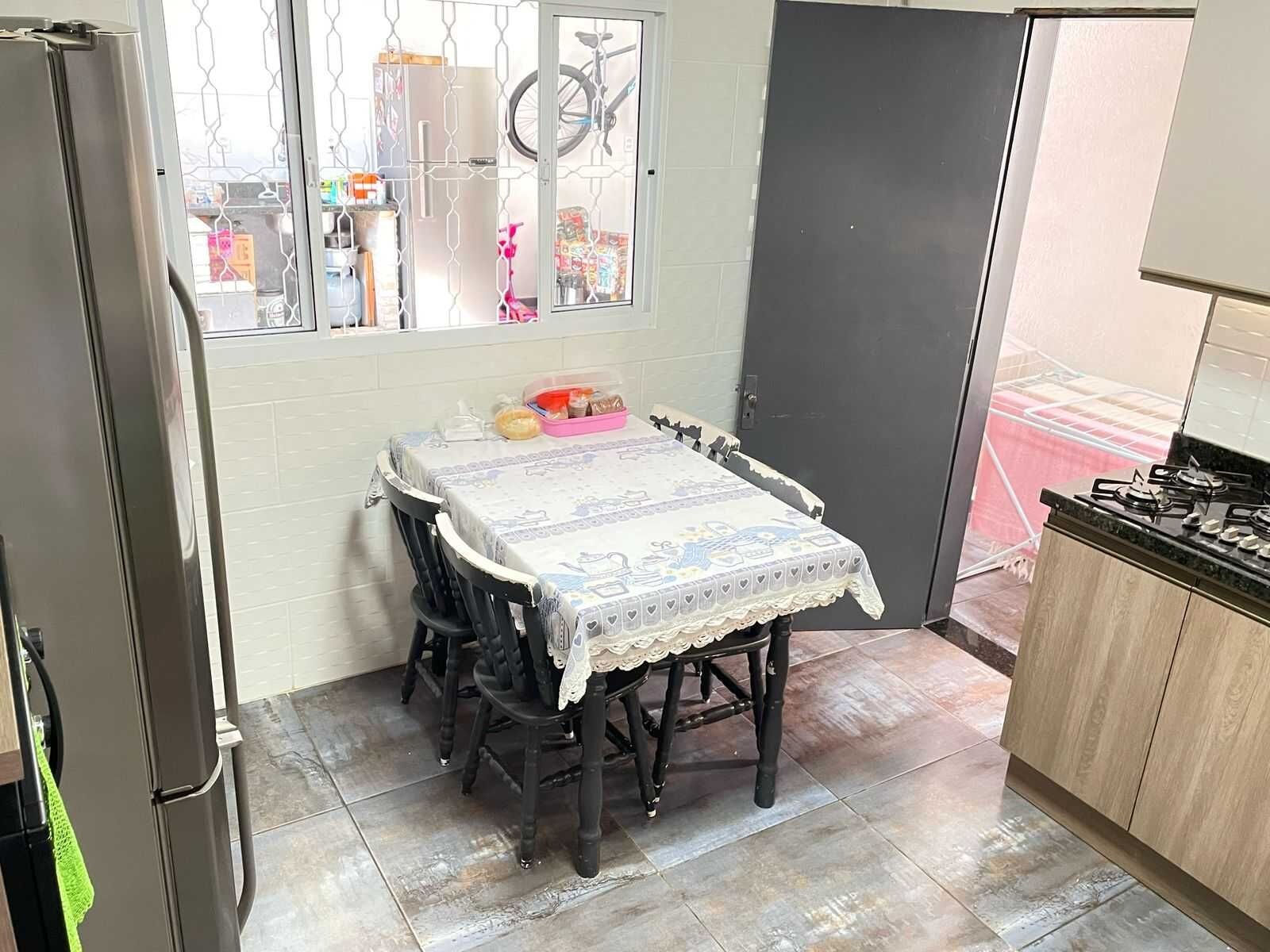 Casa à venda com 3 quartos, 100m² - Foto 13