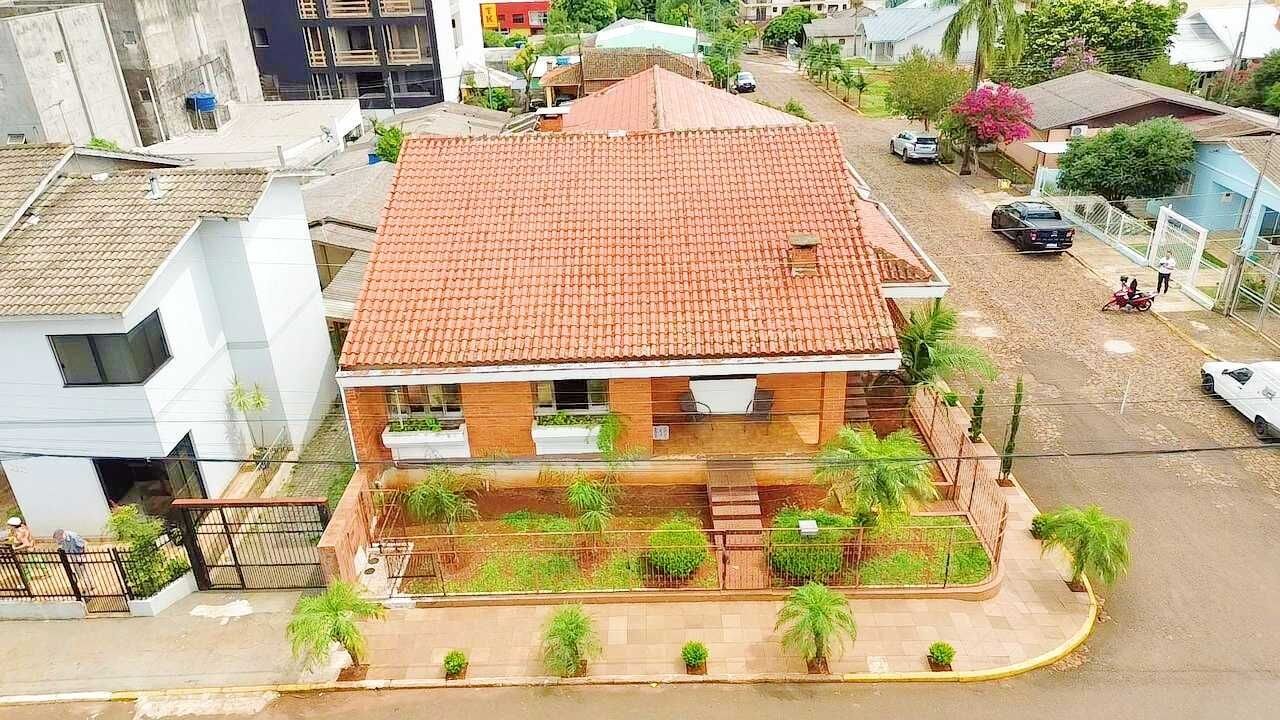 Casa, 3 quartos, 402 m² - Foto 1