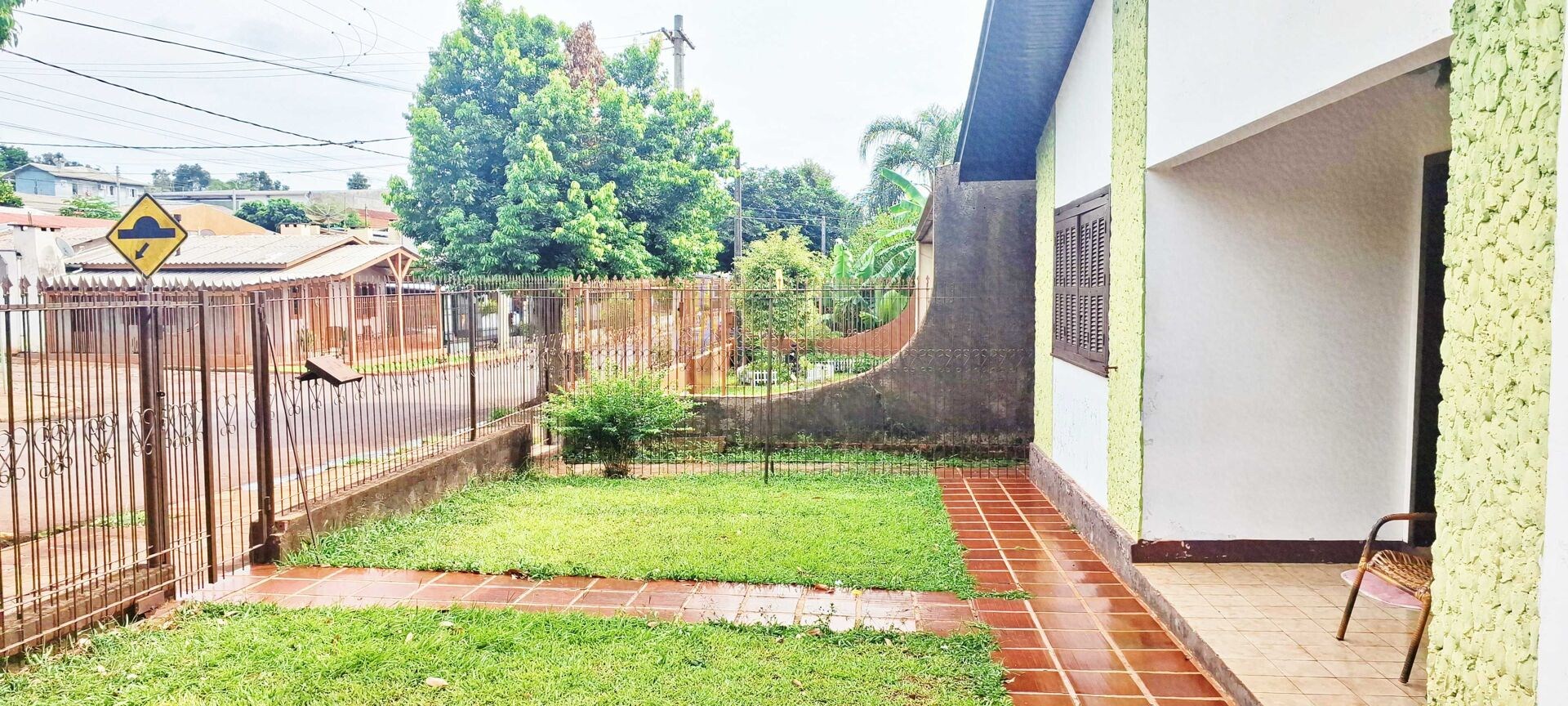 Casa à venda com 3 quartos, 108m² - Foto 3