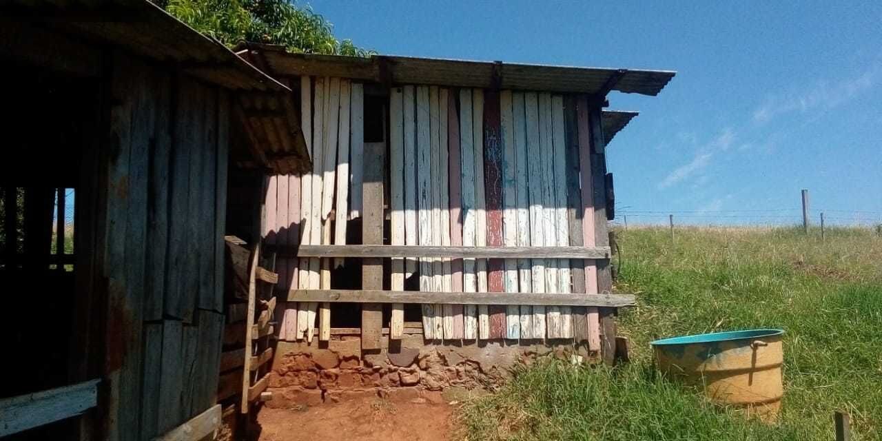 Chácara à venda com 2 quartos, 23000m² - Foto 6