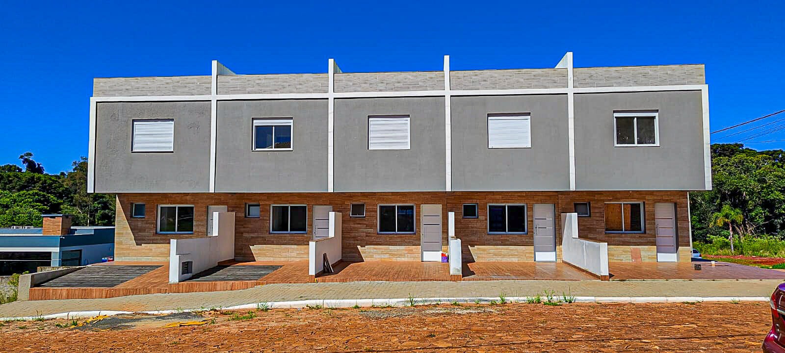 Sobrado à venda com 2 quartos, 62475m² - Foto 1
