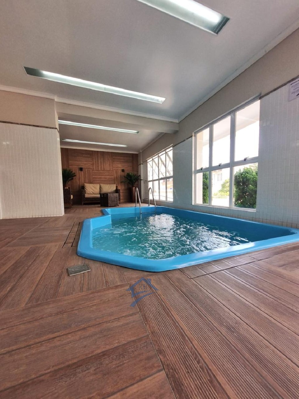 Apartamento à venda com 2 quartos, 86m² - Foto 27
