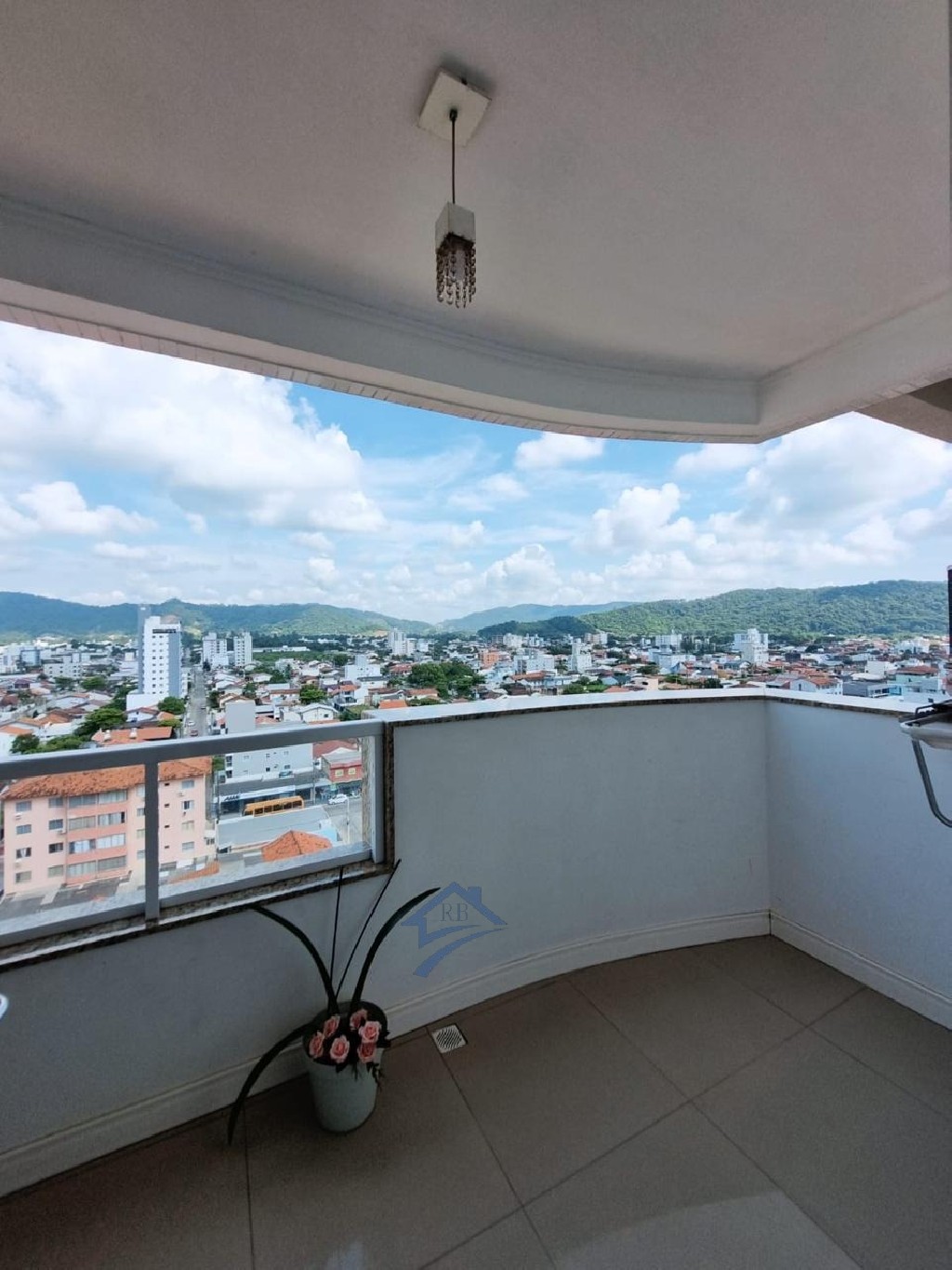 Apartamento à venda com 2 quartos, 86m² - Foto 9