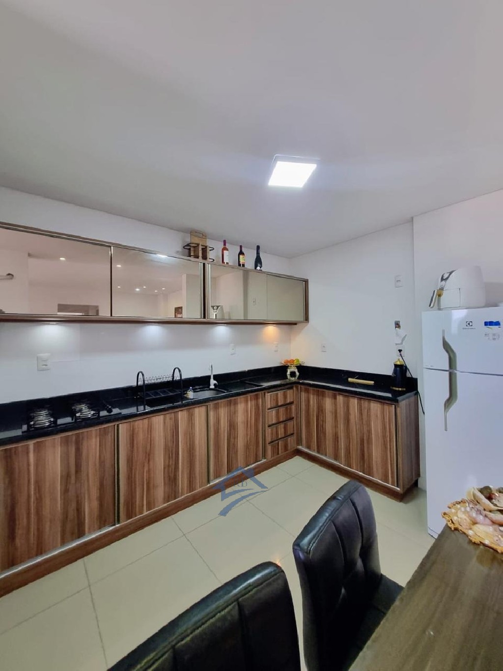 Apartamento à venda com 2 quartos, 86m² - Foto 7