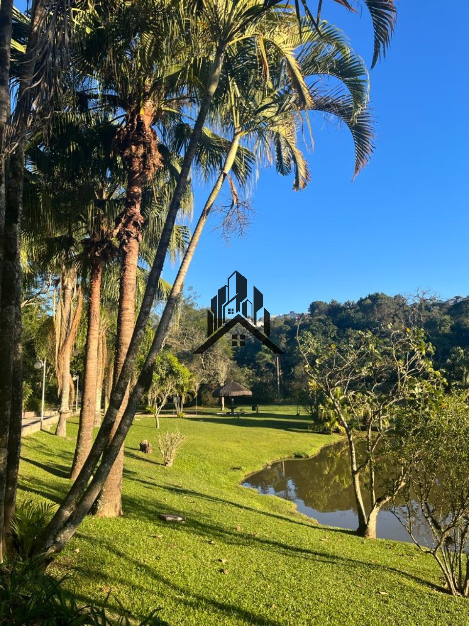 Casa, 5 quartos, 420 m² - Foto 2
