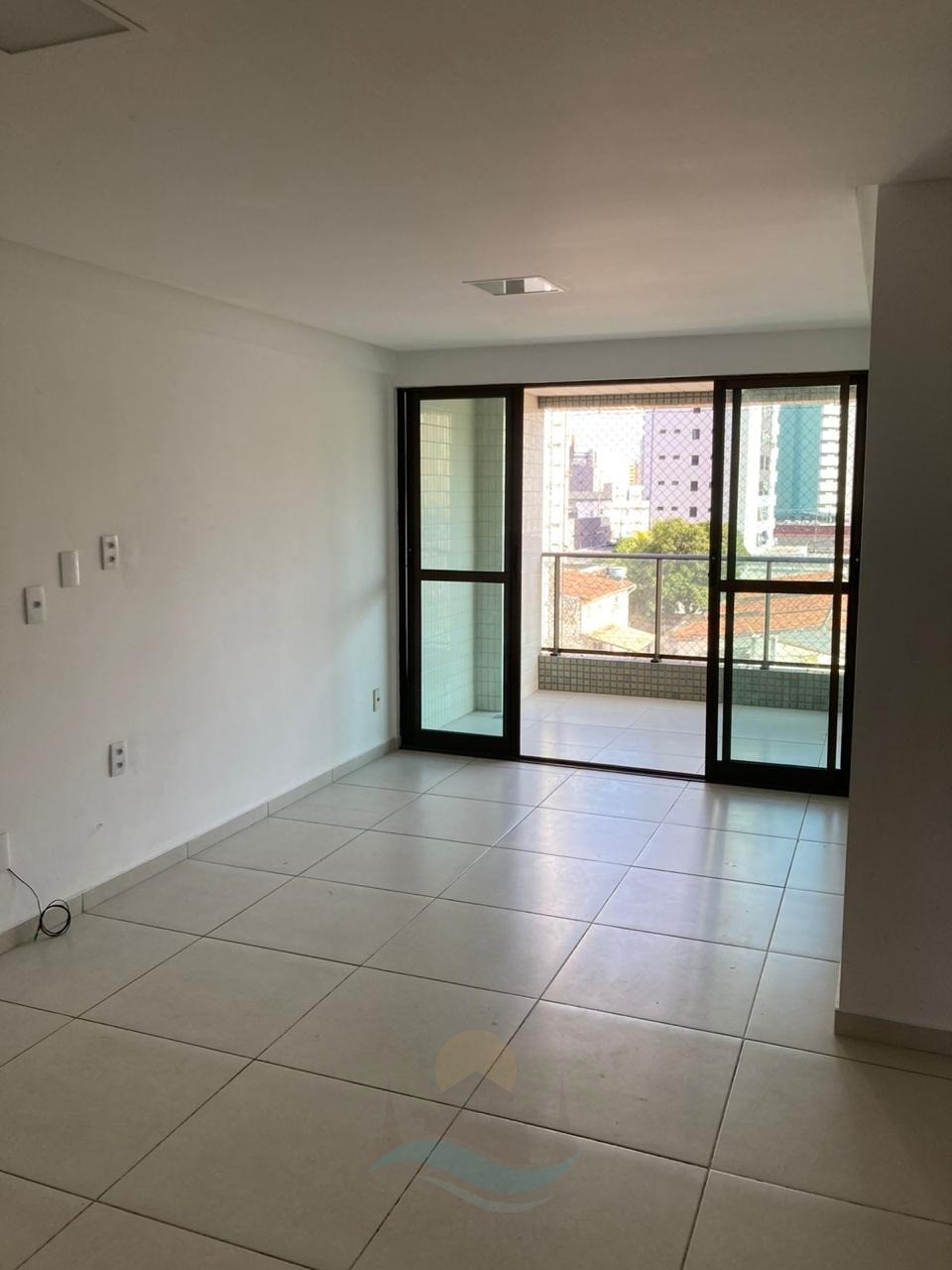 Apartamento à venda com 3 quartos, 97m² - Foto 1