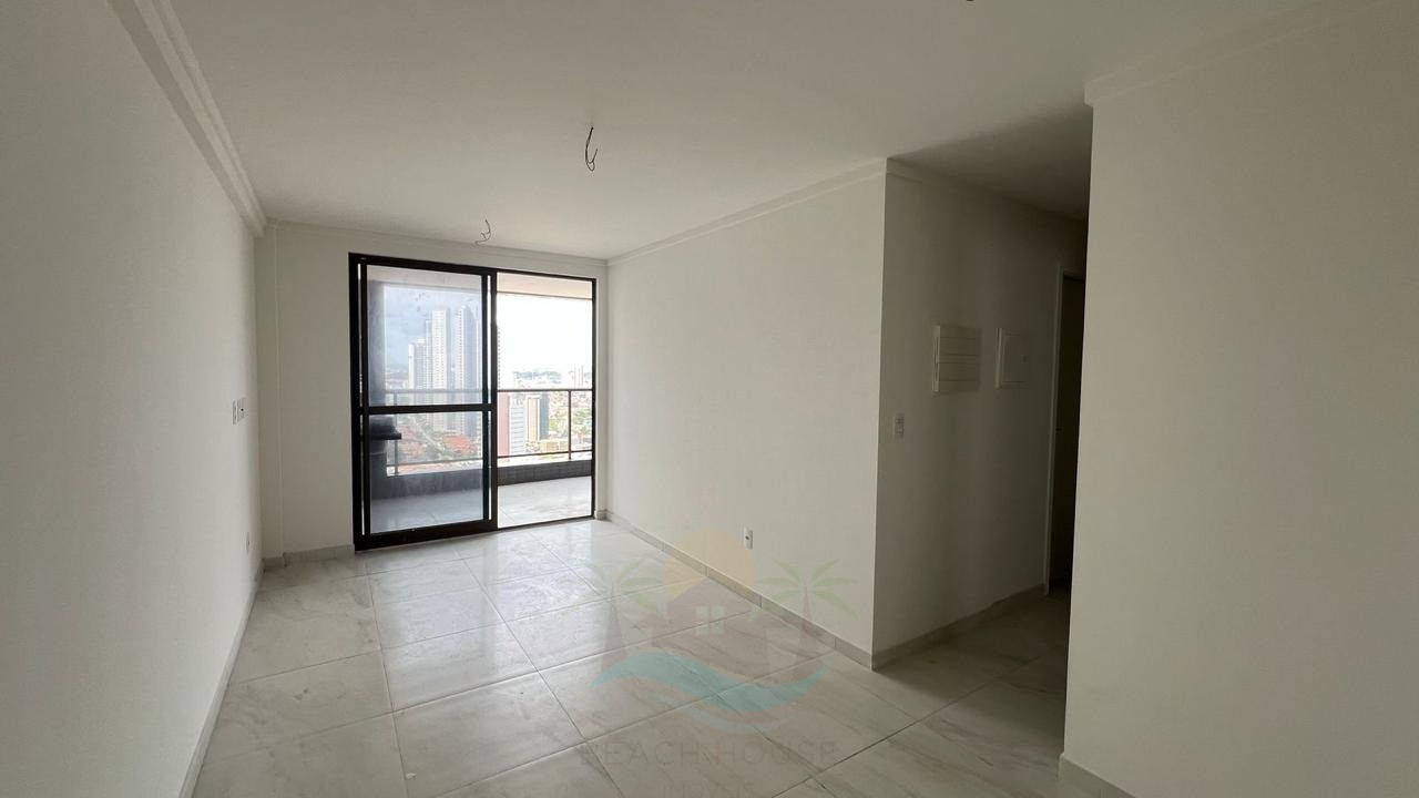 Apartamento à venda com 3 quartos, 76m² - Foto 3