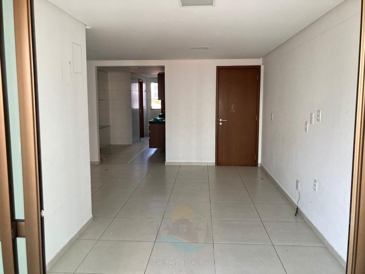 Apartamento à venda com 3 quartos, 97m² - Foto 3
