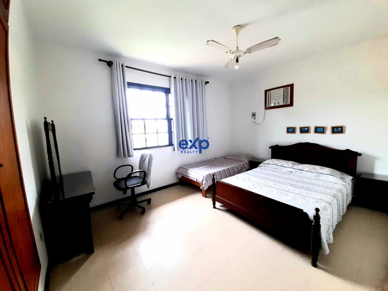 Casa à venda com 4 quartos, 435m² - Foto 15