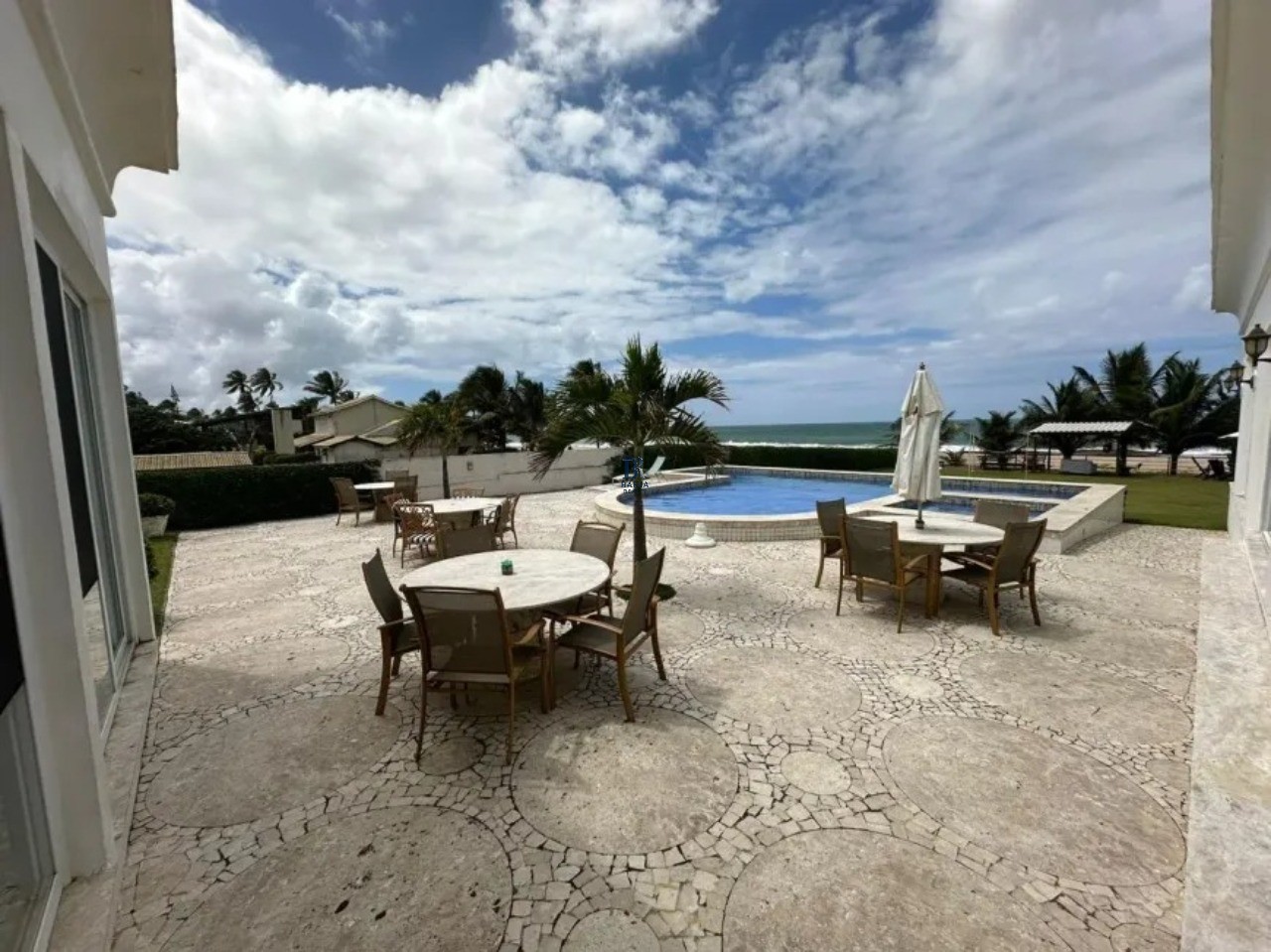 Casa à venda e aluguel com 6 quartos - Foto 5