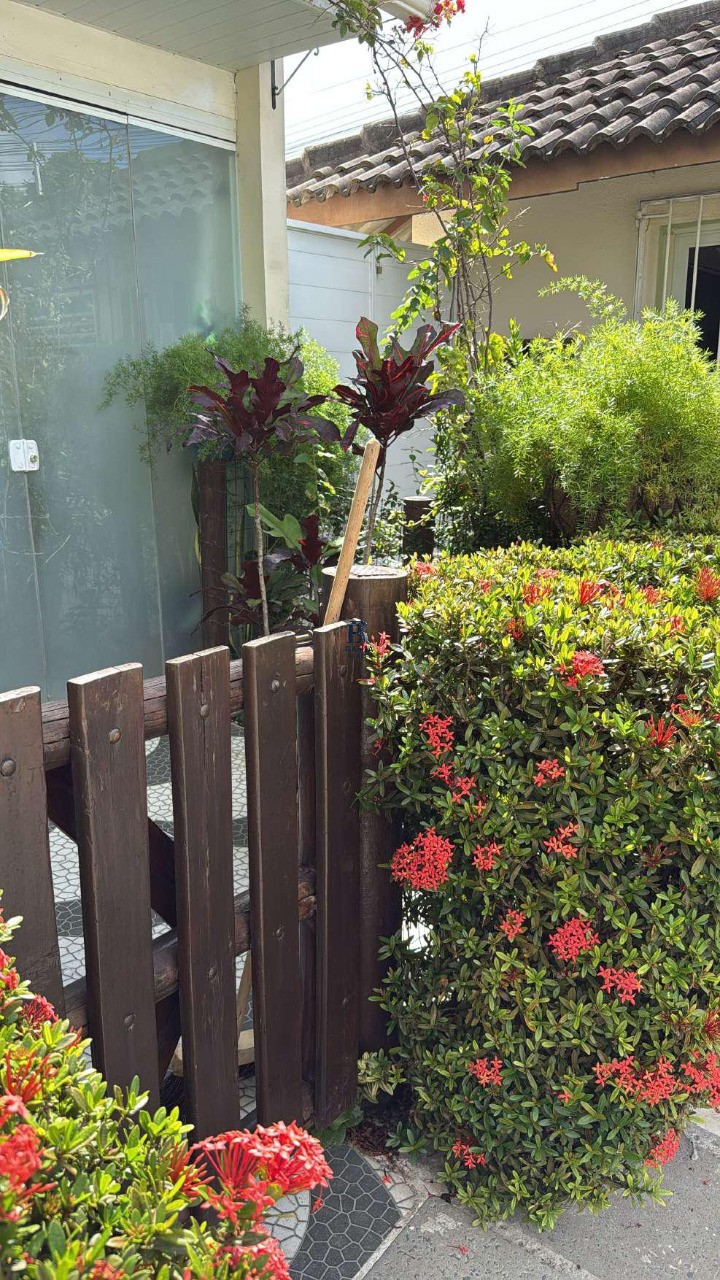 Casa à venda com 2 quartos, 84m² - Foto 2