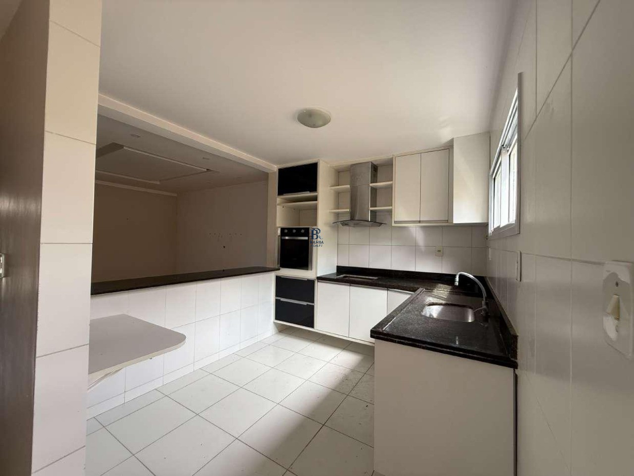 Casa à venda com 2 quartos, 84m² - Foto 7