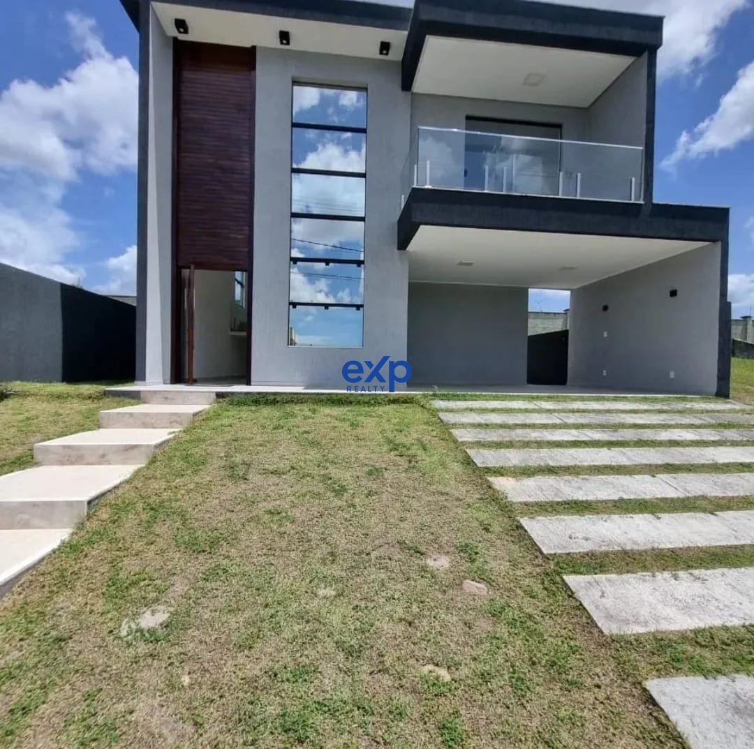 Casa à venda com 4 quartos, 204m² - Foto 1