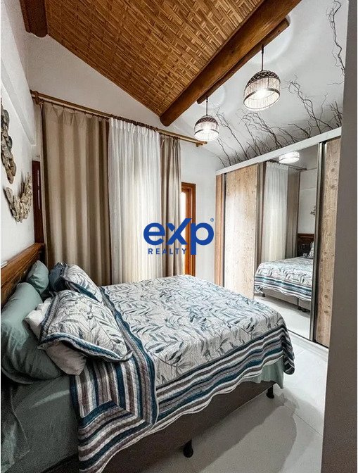 Casa à venda com 3 quartos, 204m² - Foto 7