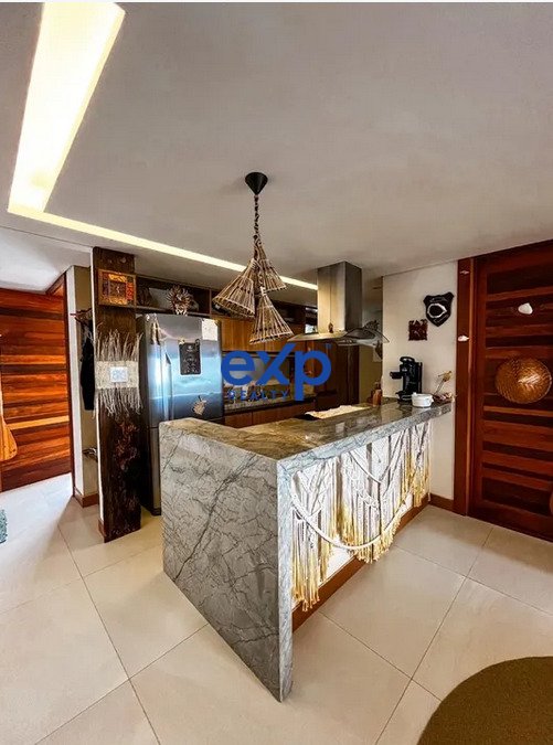 Casa à venda com 3 quartos, 204m² - Foto 4