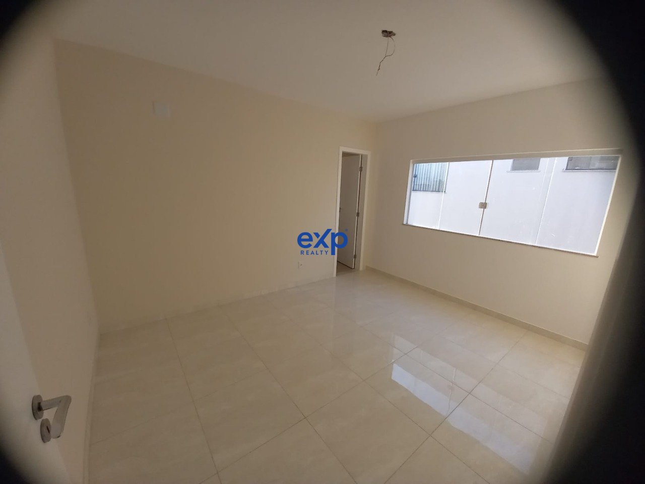 Casa à venda com 4 quartos, 195m² - Foto 9