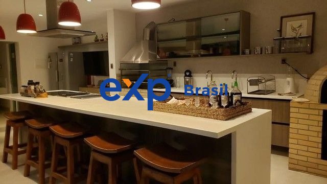 Casa à venda com 4 quartos, 2153m² - Foto 7