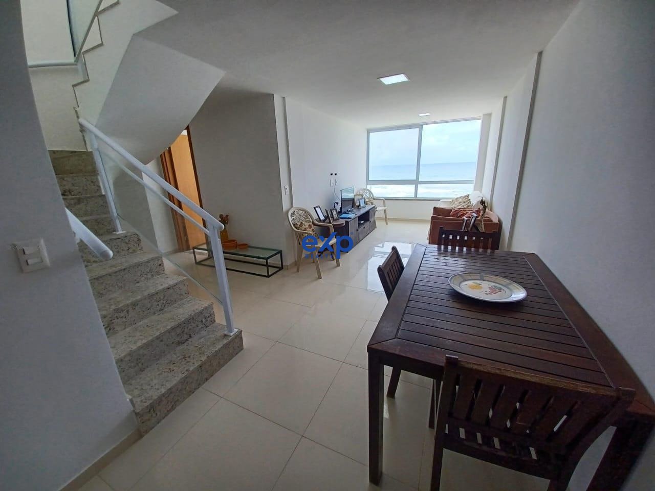Apartamento à venda com 3 quartos, 134m² - Foto 1