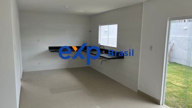 Casa à venda com 4 quartos, 180m² - Foto 6