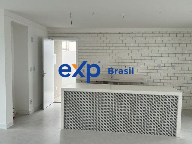 Casa à venda com 4 quartos, 180m² - Foto 5