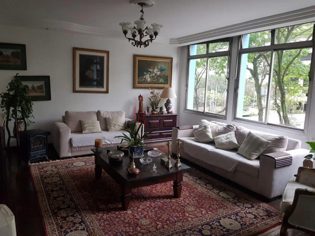 Apartamento, 3 quartos, 182 m² - Foto 1