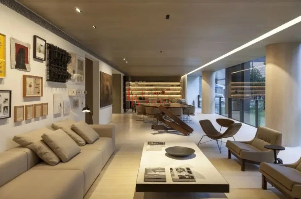 Apartamento, 3 quartos, 232 m² - Foto 1