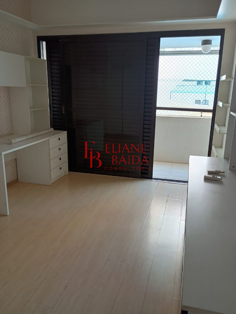 Apartamento, 3 quartos, 220 m² - Foto 10