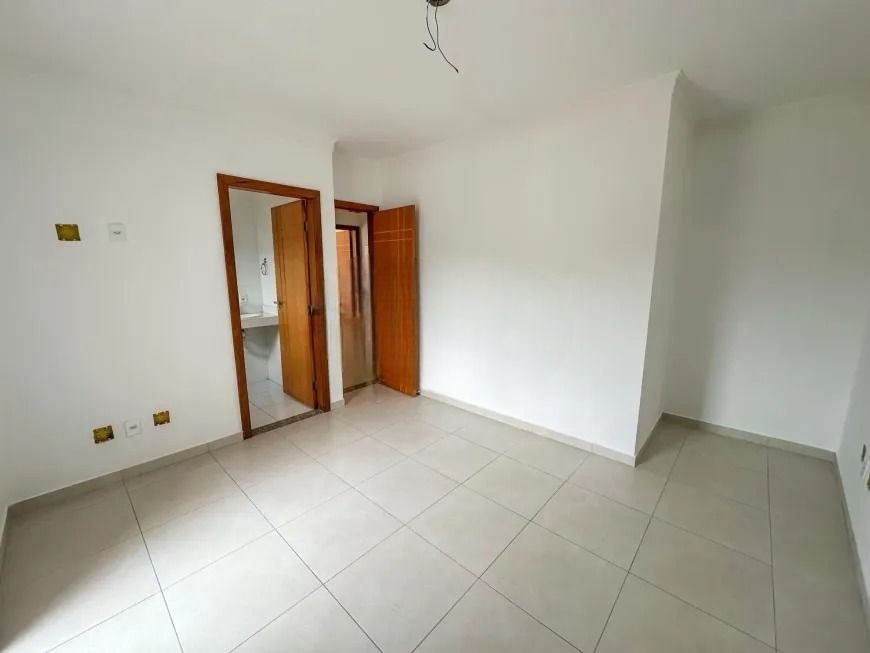 Casa à venda com 2 quartos, 97m² - Foto 10