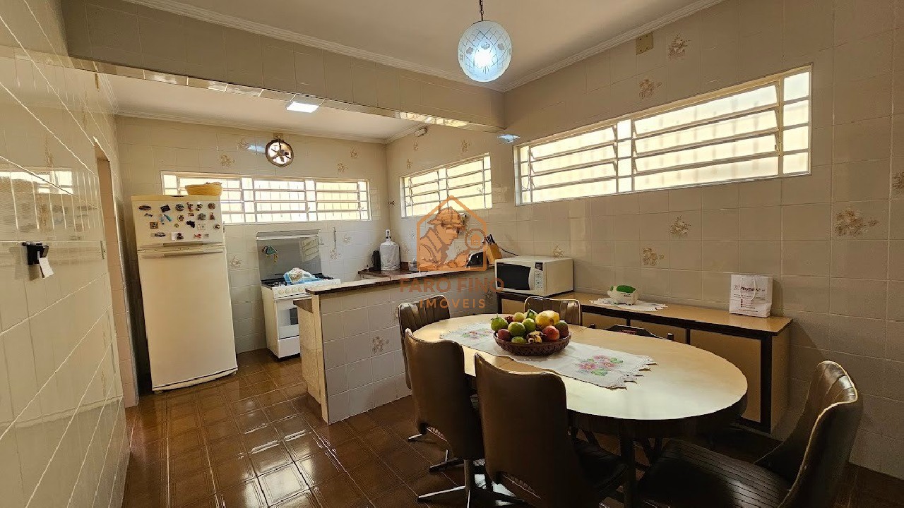 Casa, 3 quartos, 315 m² - Foto 4