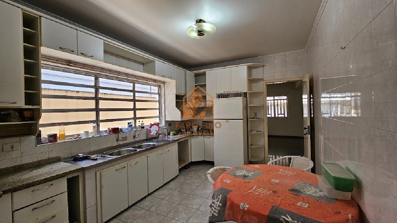 Casa, 4 quartos, 241 m² - Foto 4