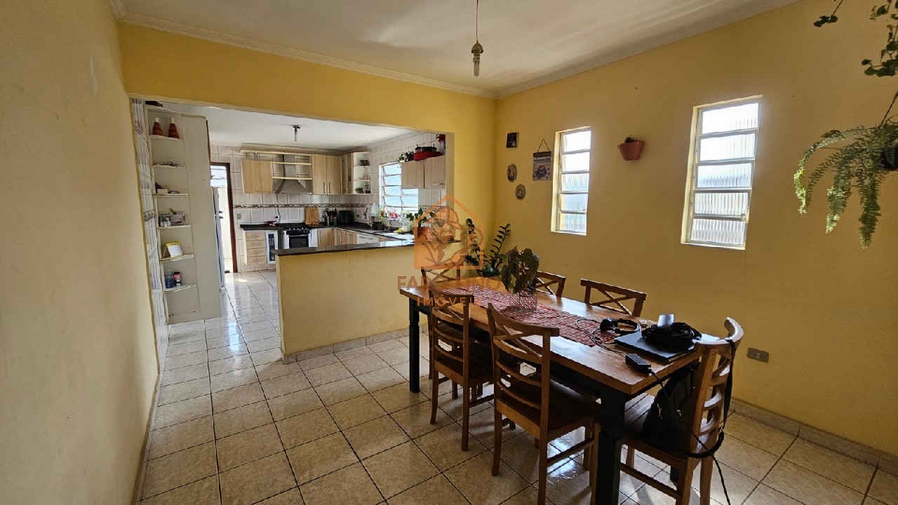 Casa, 3 quartos, 180 m² - Foto 4