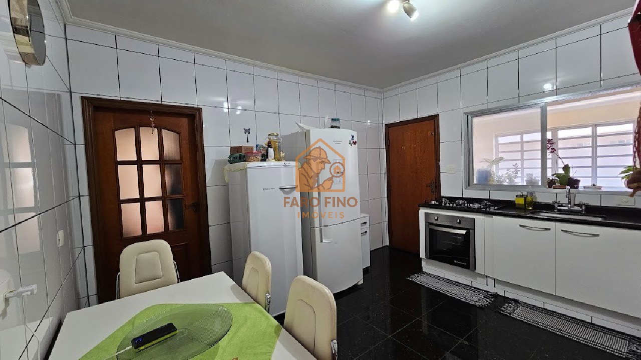 Casa, 2 quartos, 180 m² - Foto 11