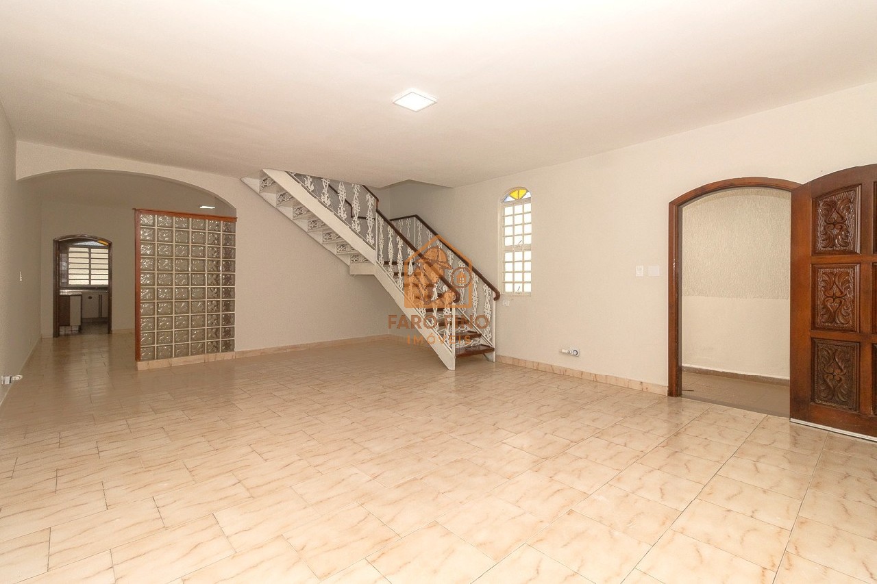 Casa, 4 quartos, 190 m² - Foto 1
