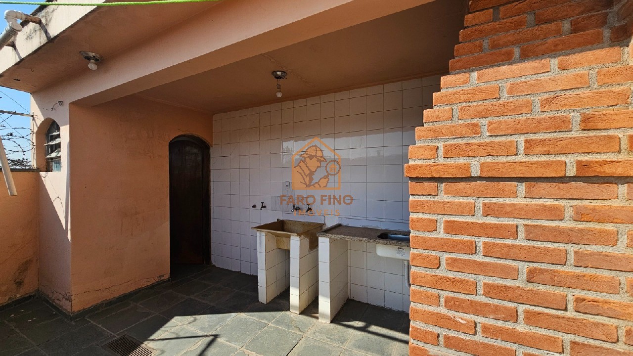 Casa, 3 quartos, 225 m² - Foto 47