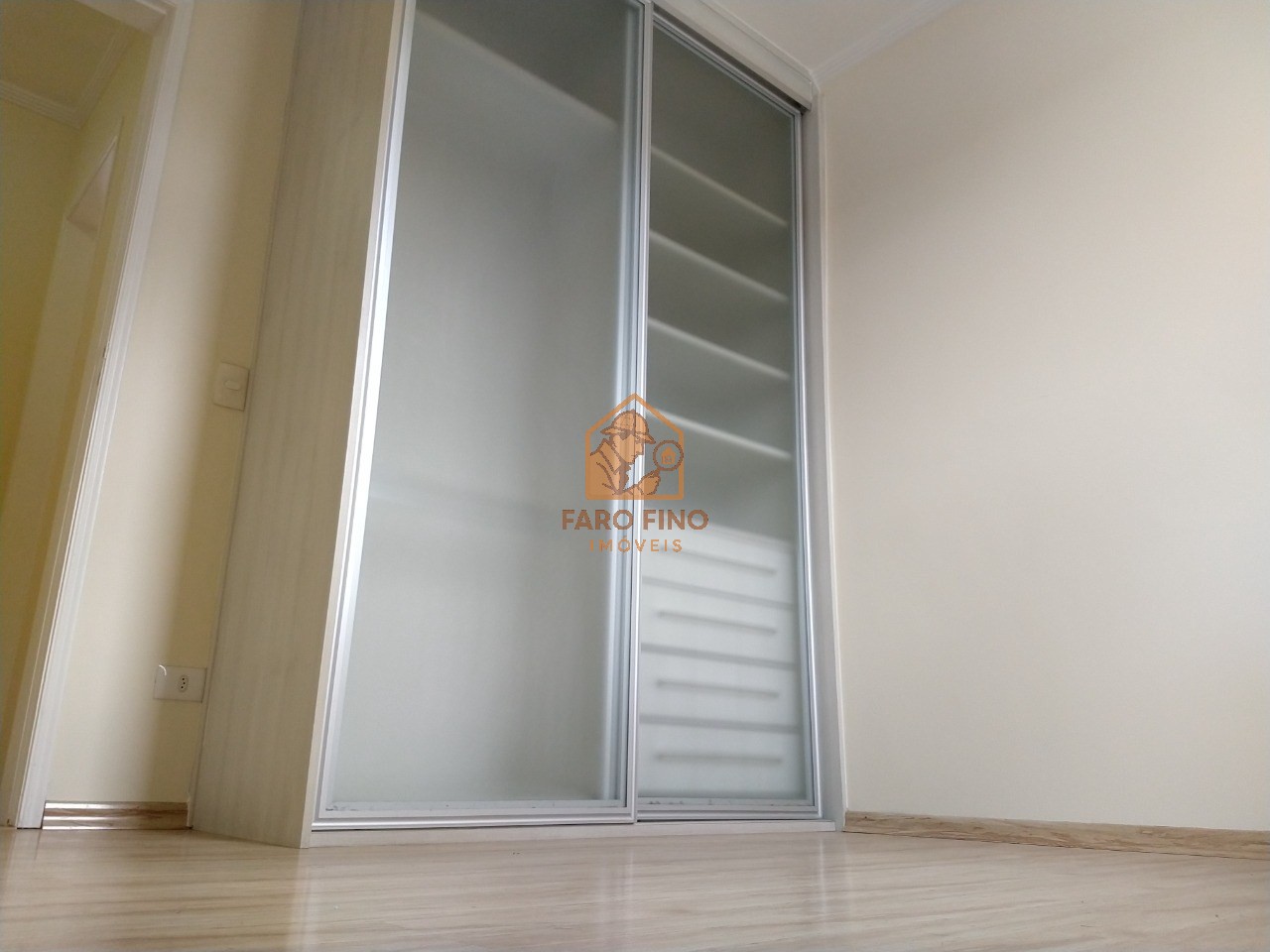Casa à venda com 2 quartos, 87m² - Foto 9