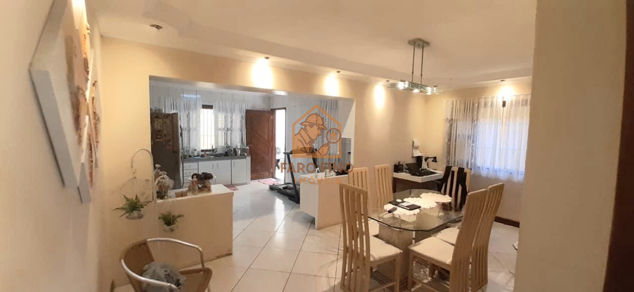 Casa, 3 quartos, 128 m² - Foto 2