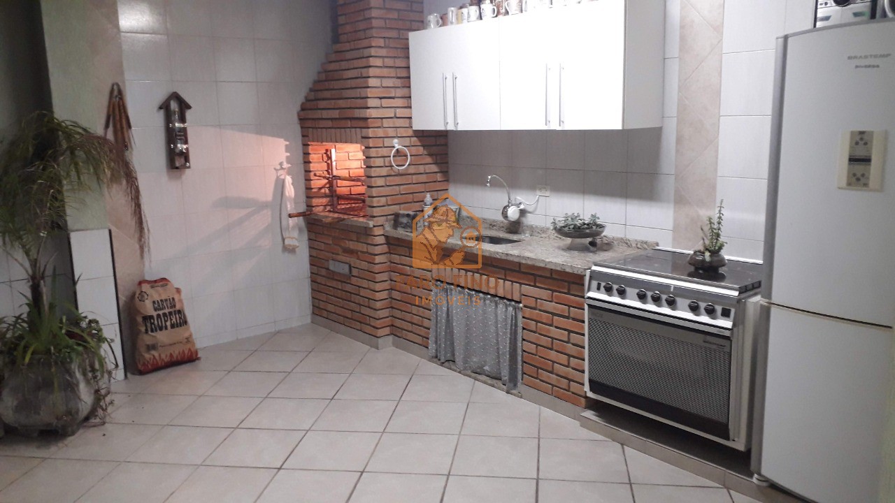 Casa à venda com 4 quartos, 550m² - Foto 41