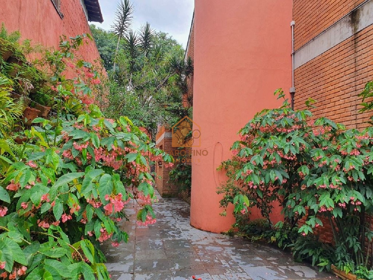 Casa, 3 quartos, 248 m² - Foto 2