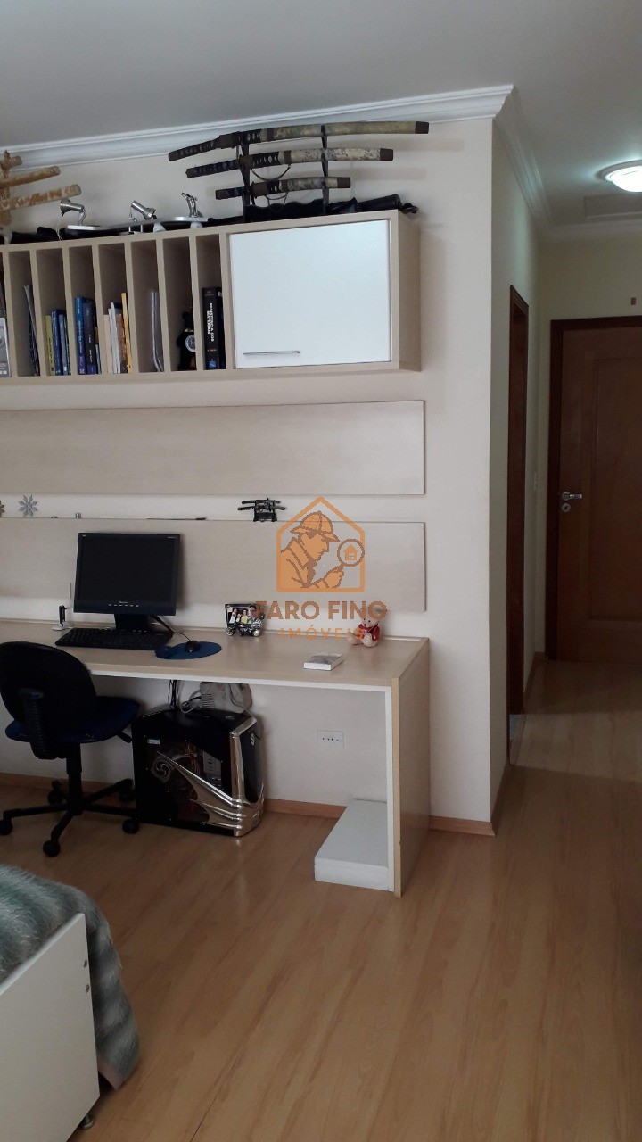 Casa à venda com 4 quartos, 550m² - Foto 18