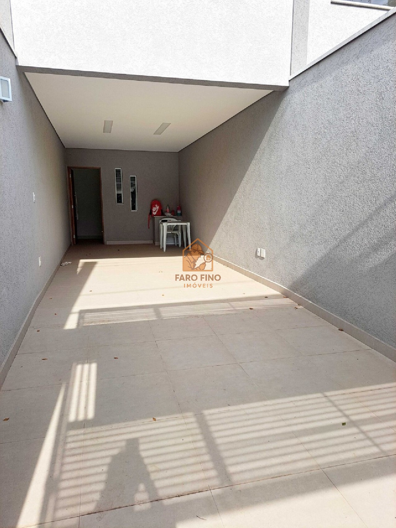Casa à venda com 3 quartos, 160m² - Foto 3