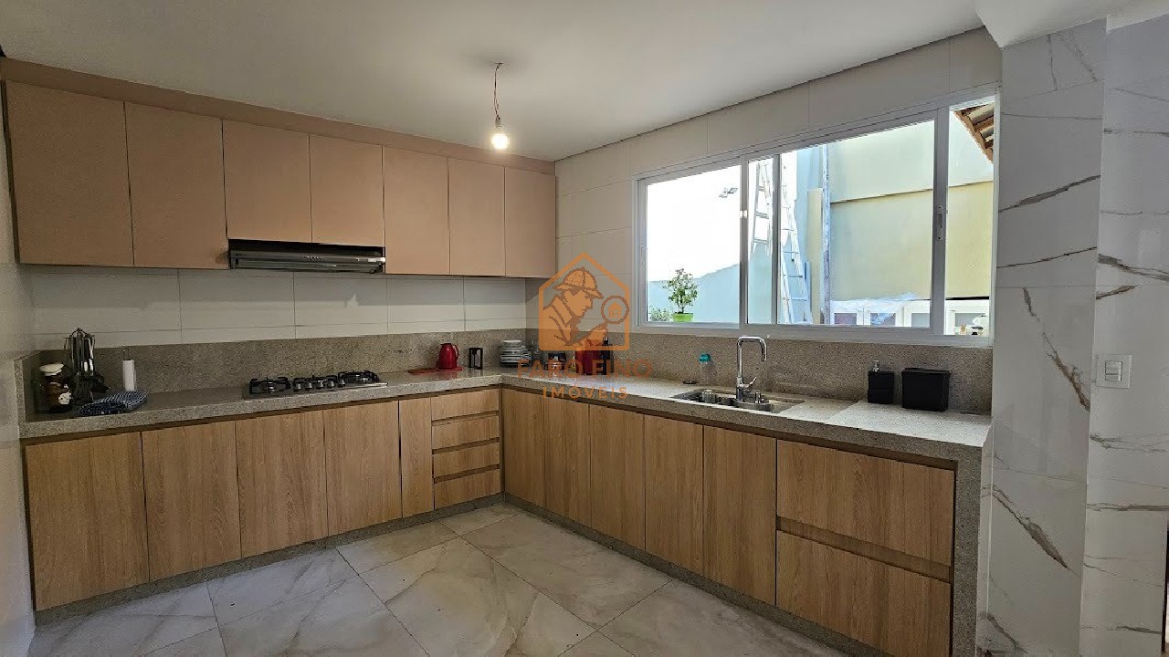 Casa, 3 quartos, 217 m² - Foto 5