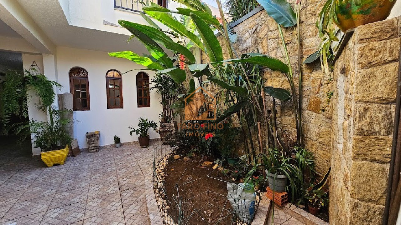 Casa, 3 quartos, 217 m² - Foto 23