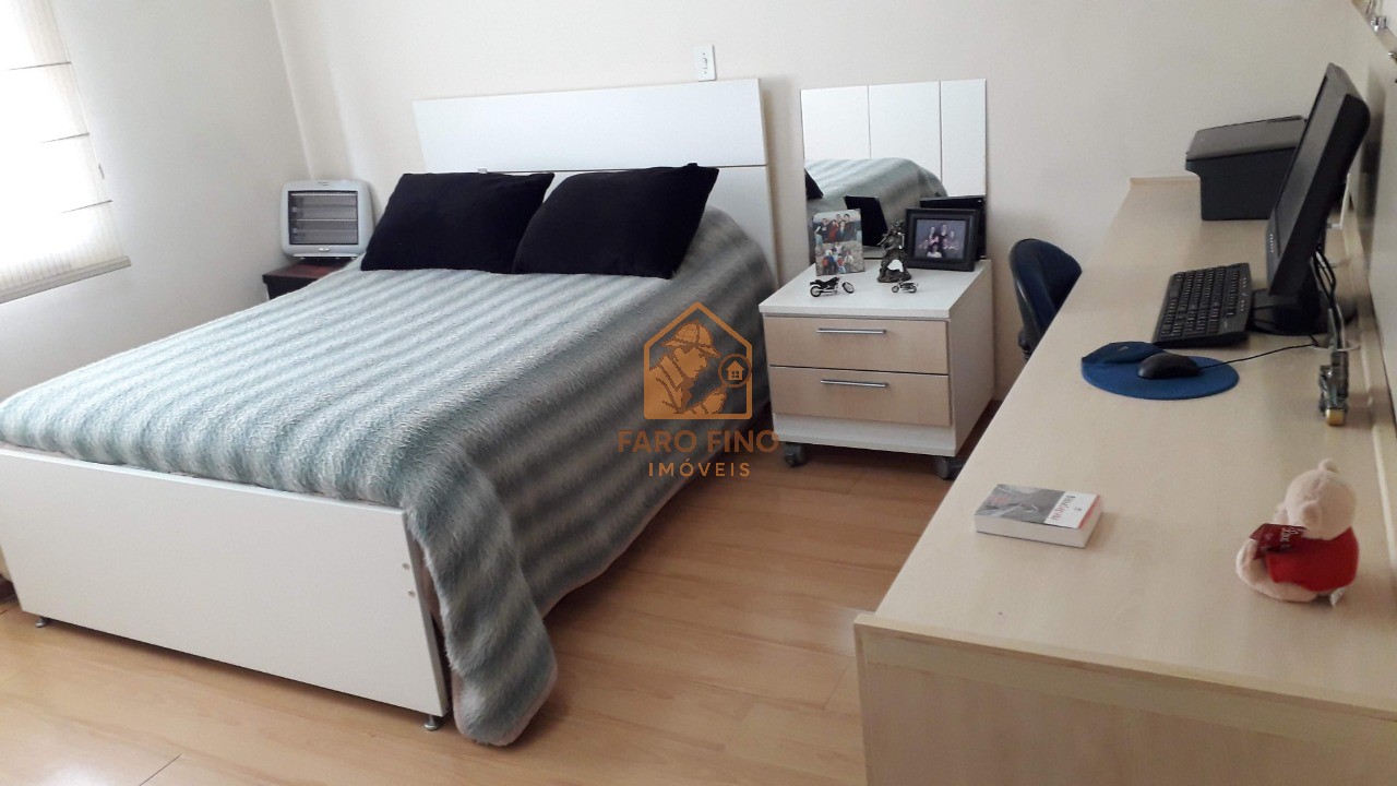 Casa à venda com 4 quartos, 550m² - Foto 15