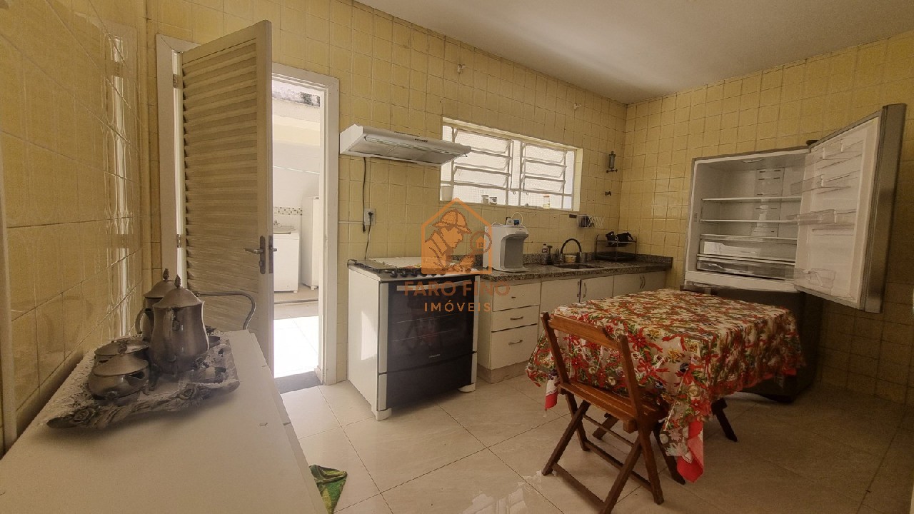 Casa à venda com 2 quartos, 106m² - Foto 6