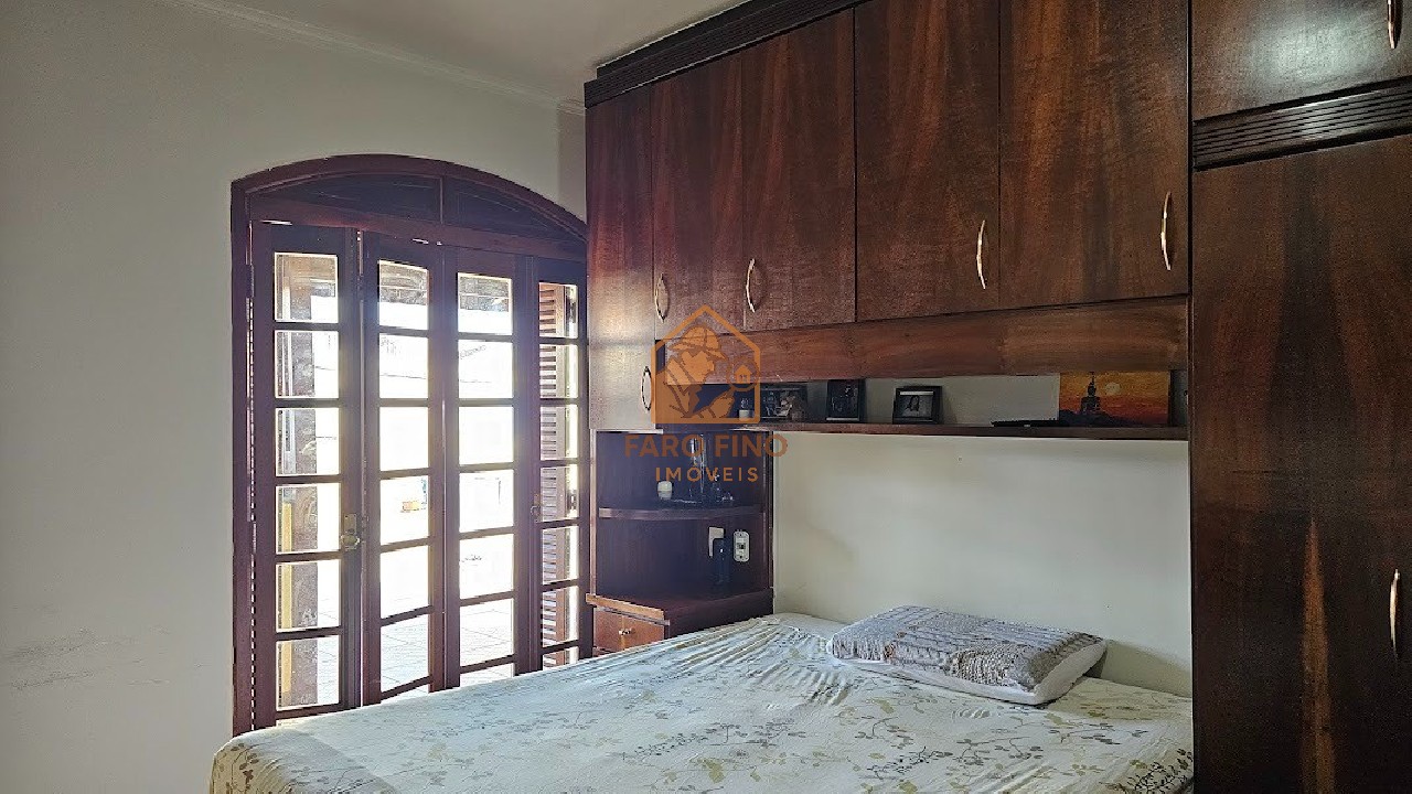 Casa, 3 quartos, 217 m² - Foto 13