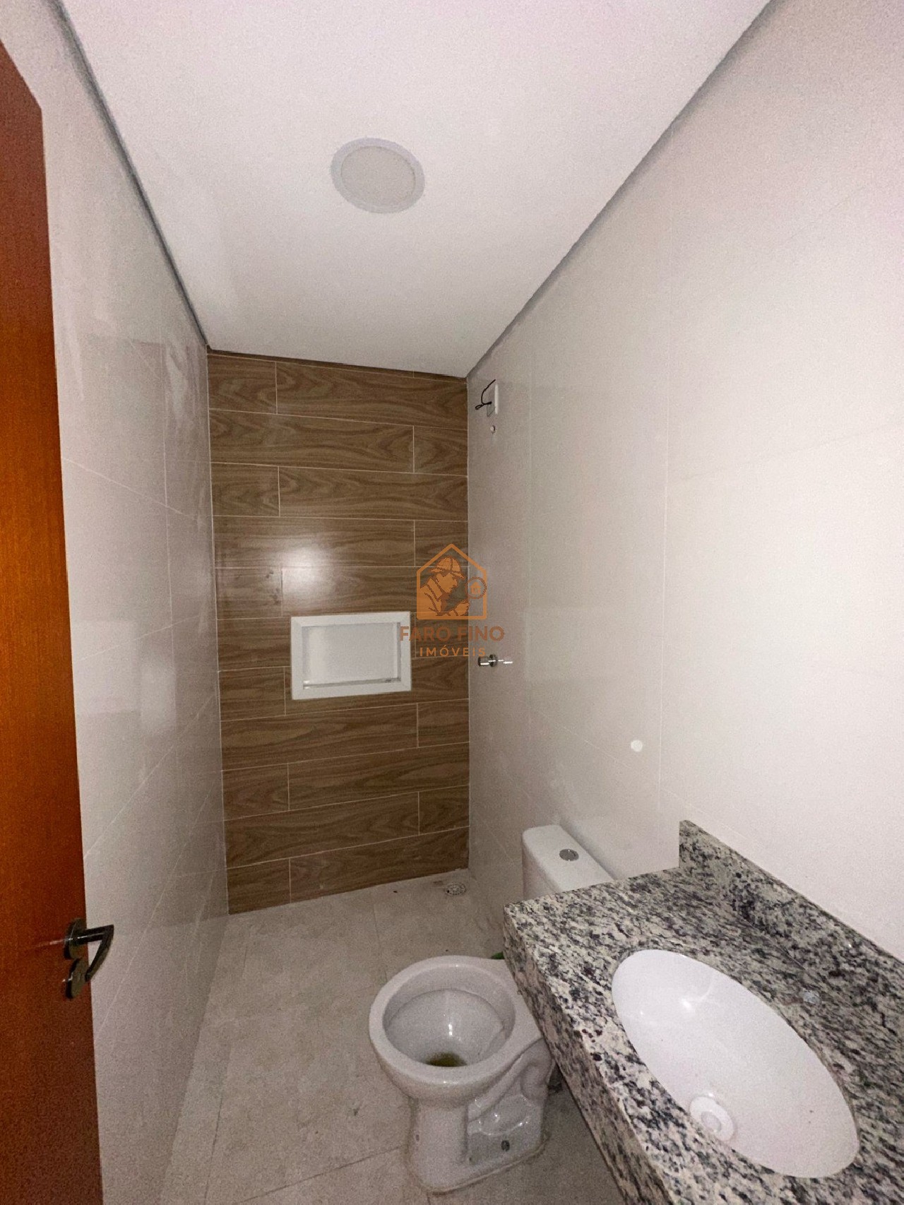 Casa à venda com 1 quarto, 35m² - Foto 2
