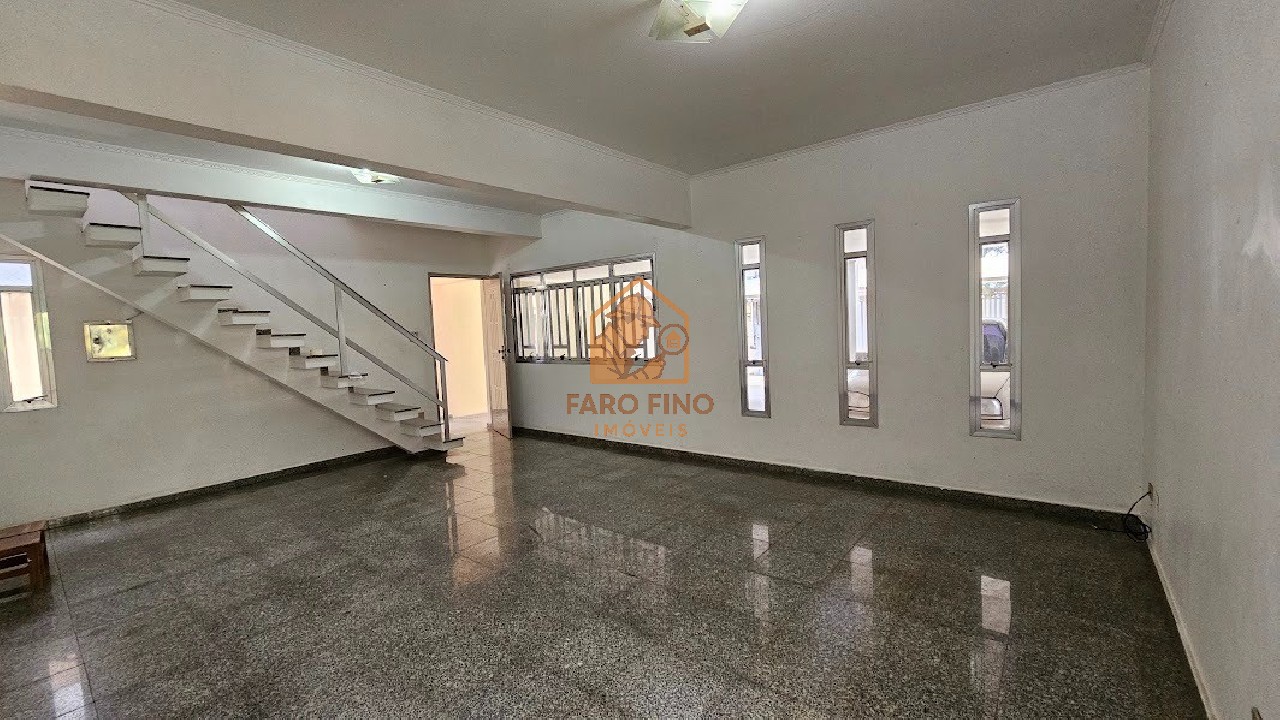 Casa, 4 quartos, 241 m² - Foto 2