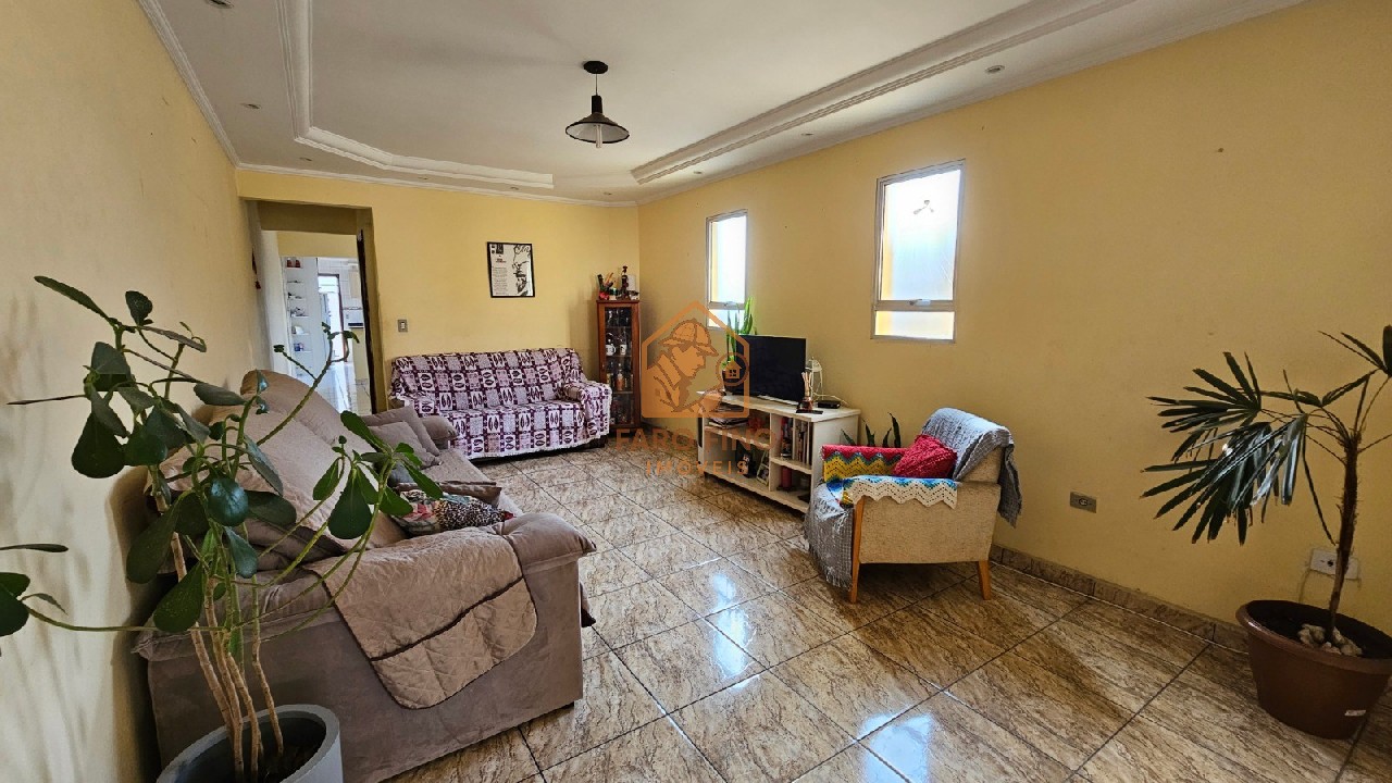 Casa, 3 quartos, 180 m² - Foto 1
